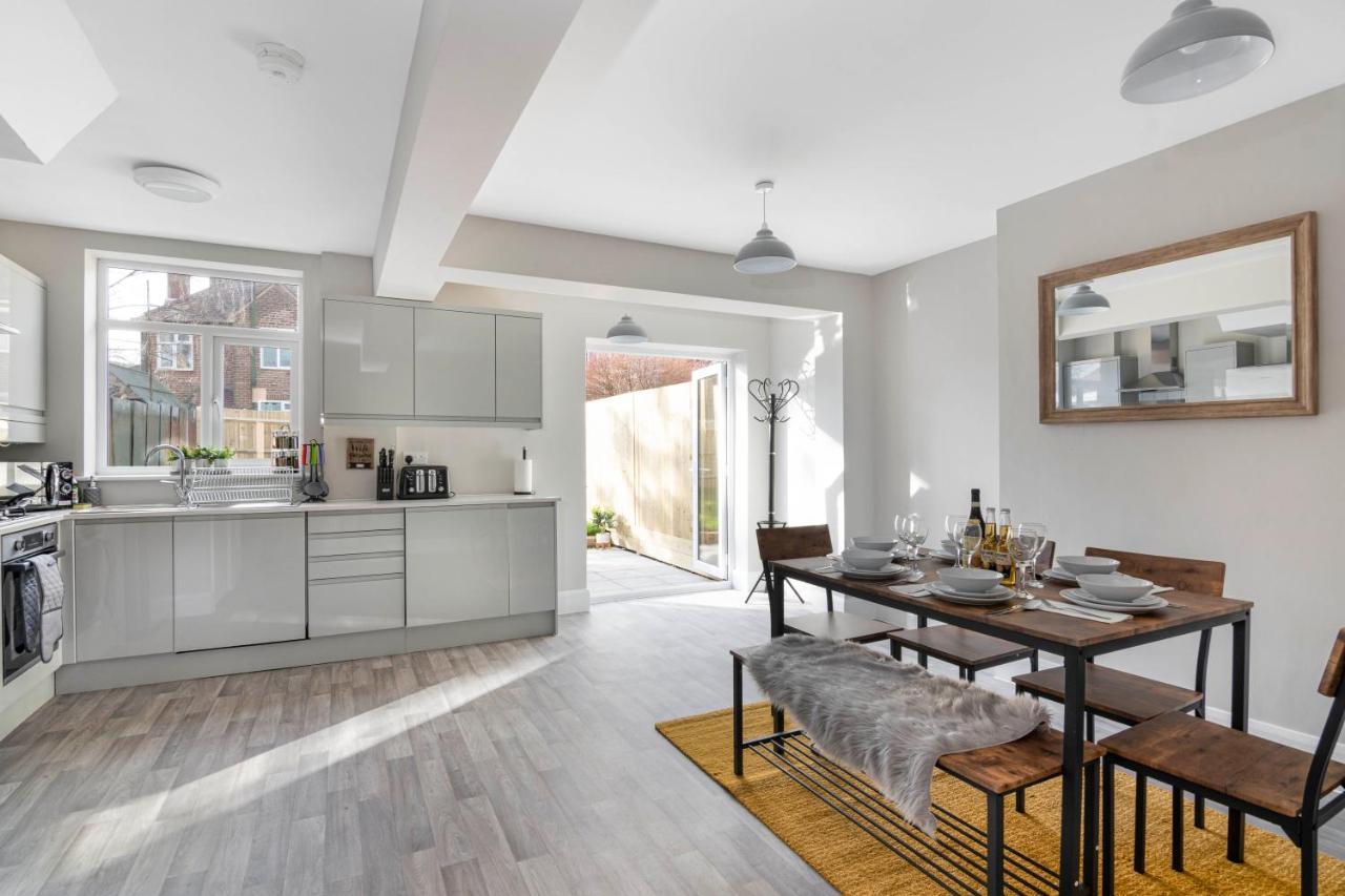 Spacious 3 Bed House, Netflix, Garden, Parking Southampton Buitenkant foto