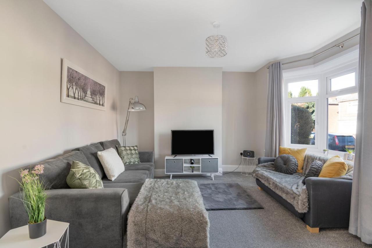 Spacious 3 Bed House, Netflix, Garden, Parking Southampton Buitenkant foto