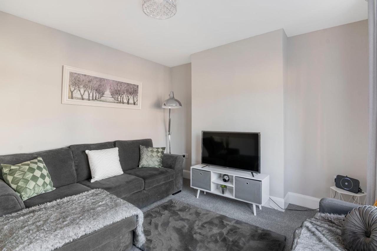 Spacious 3 Bed House, Netflix, Garden, Parking Southampton Buitenkant foto