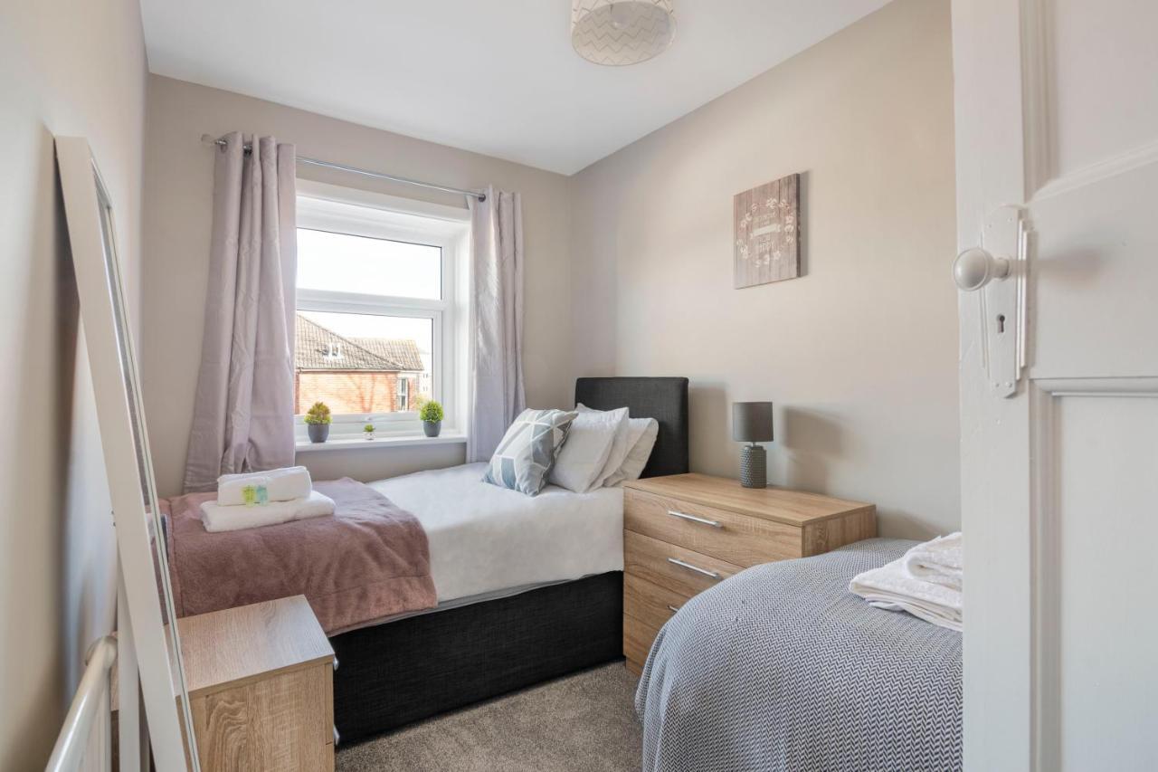 Spacious 3 Bed House, Netflix, Garden, Parking Southampton Buitenkant foto