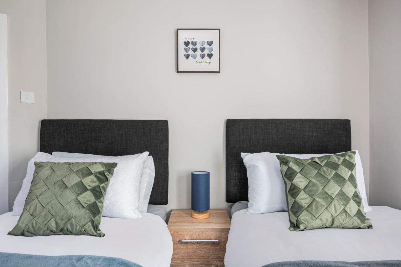 Spacious 3 Bed House, Netflix, Garden, Parking Southampton Buitenkant foto
